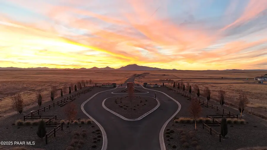 42e-2 E Smoked Oak Circle, Prescott Valley, AZ 86315 - Image #3