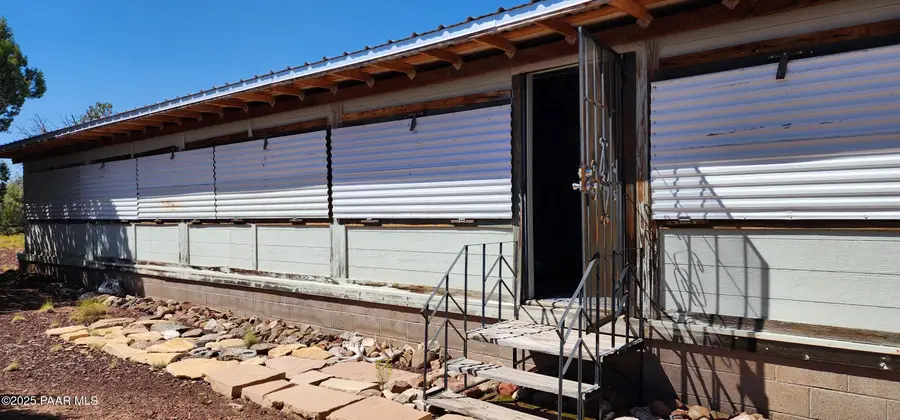 36950 W Avenida Del Destino, Seligman, AZ 86337 - Image #3