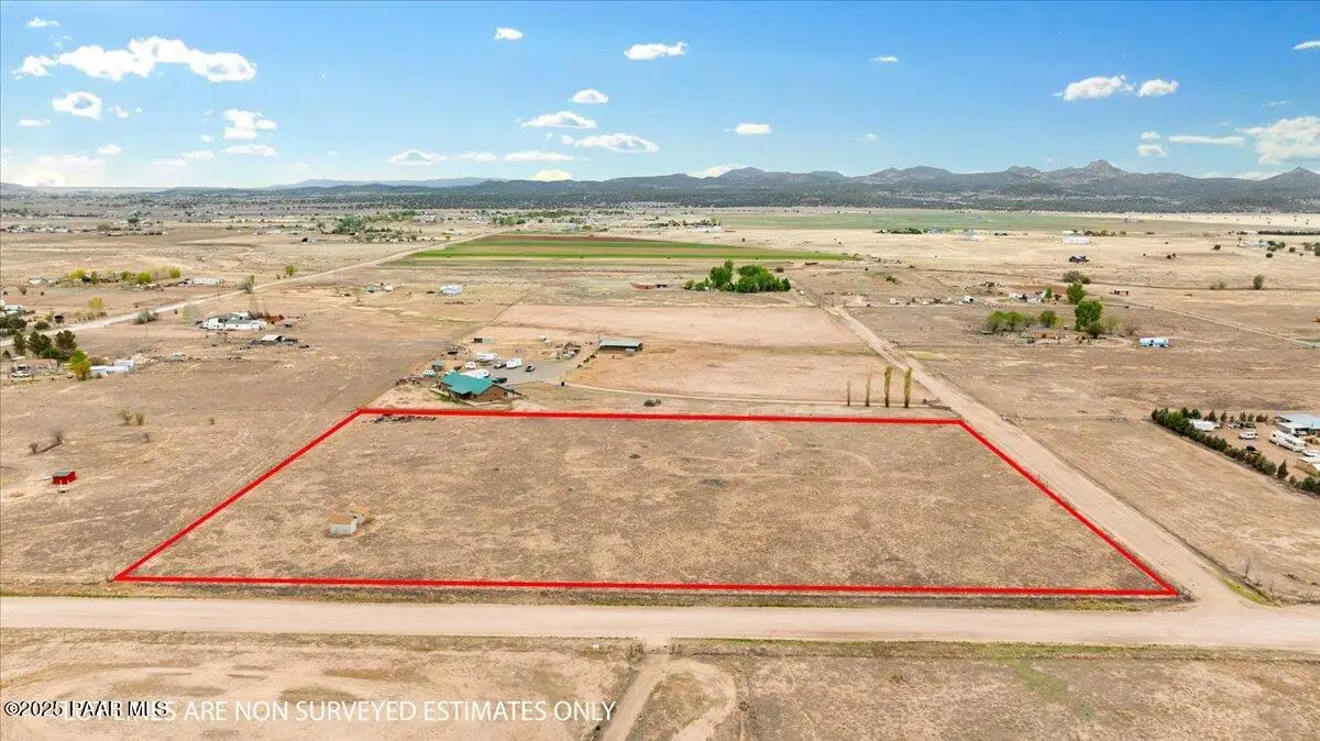 3225 W Rocky Road, Paulden, AZ 86334 - Image #1