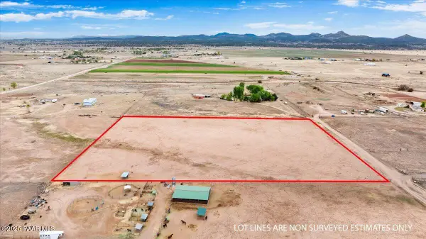 25755 N Matli Lane, Paulden, AZ 86334