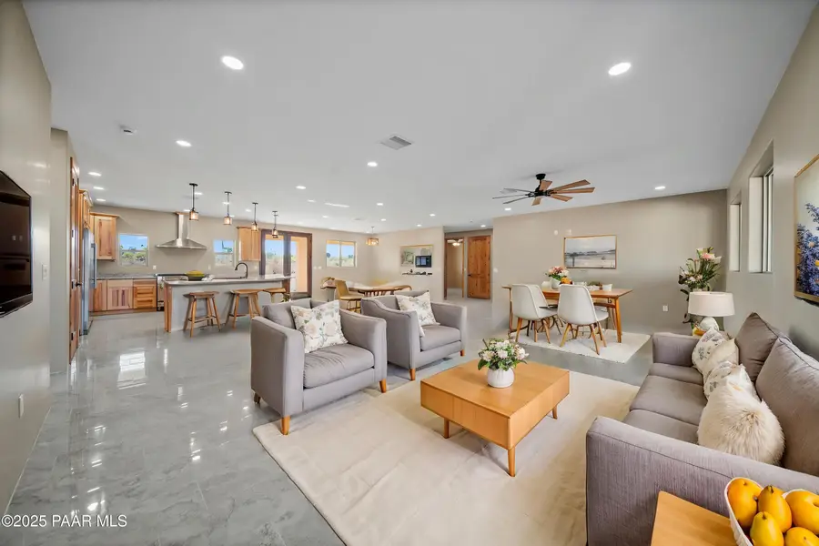 115 Ironwood Place, Wickenburg, AZ 85390 - Image #2