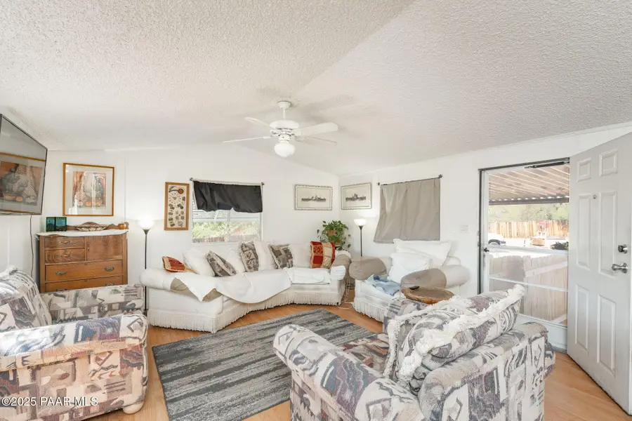 19650 E Squaw Valley Parkway, Black Canyon City, AZ 85324 - Image #3