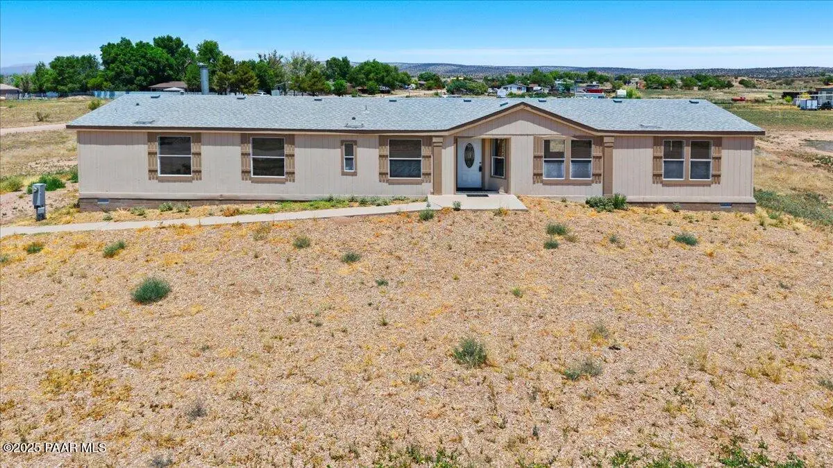 24175 N Los Angeles Street, Paulden, AZ 86334 - Image #1