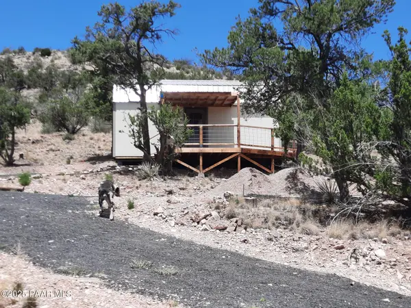 52990 N Calle Campo, Seligman, AZ 86337