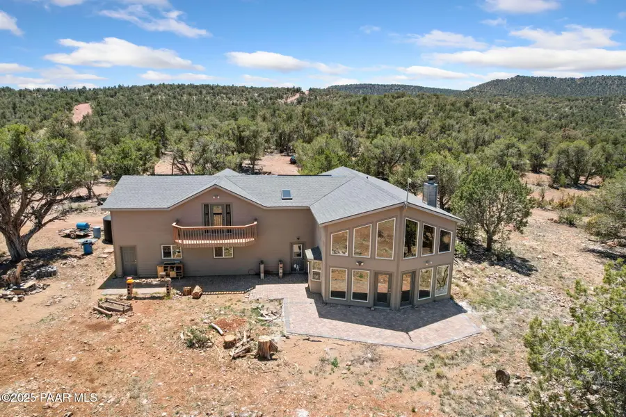 42884 N Purcell Canyon Drive, Seligman, AZ 86337 - Image #2