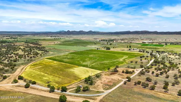 10825 W Strickland Wash Road, Prescott, AZ 86305