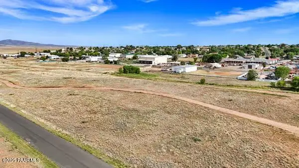 8501 E Roundup Drive, Prescott Valley, AZ 86314 - Image #2