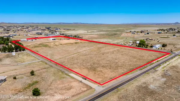 10450 N Poquito Valley Road, Prescott Valley, AZ 86315