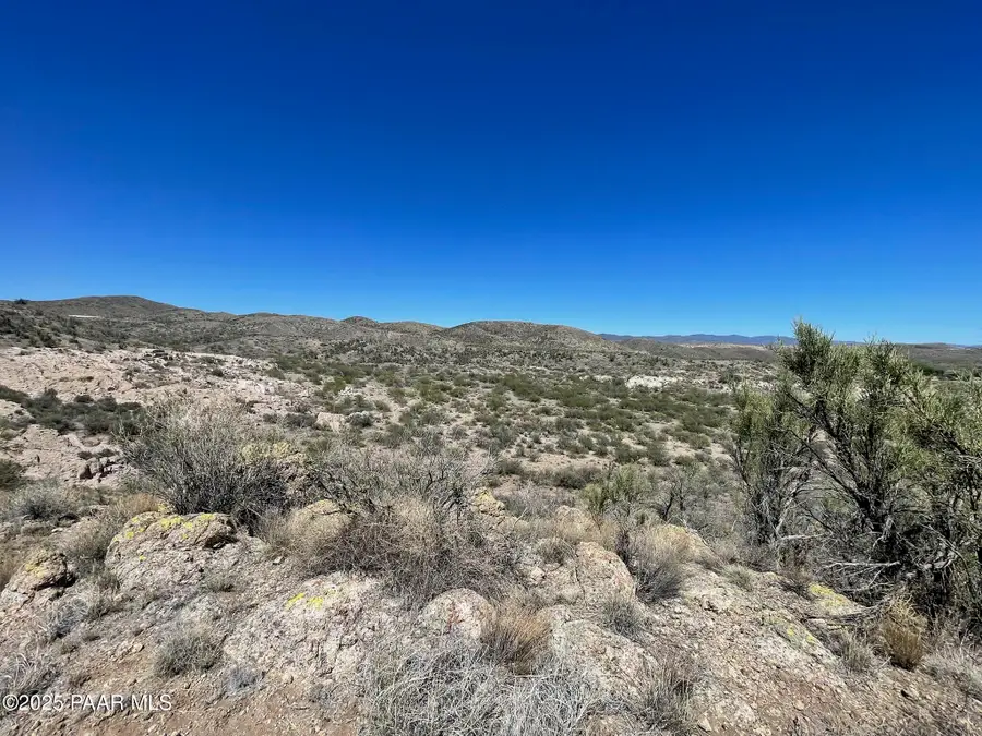 1 S Surefire Road, Kirkland, AZ 86332 - Image #3