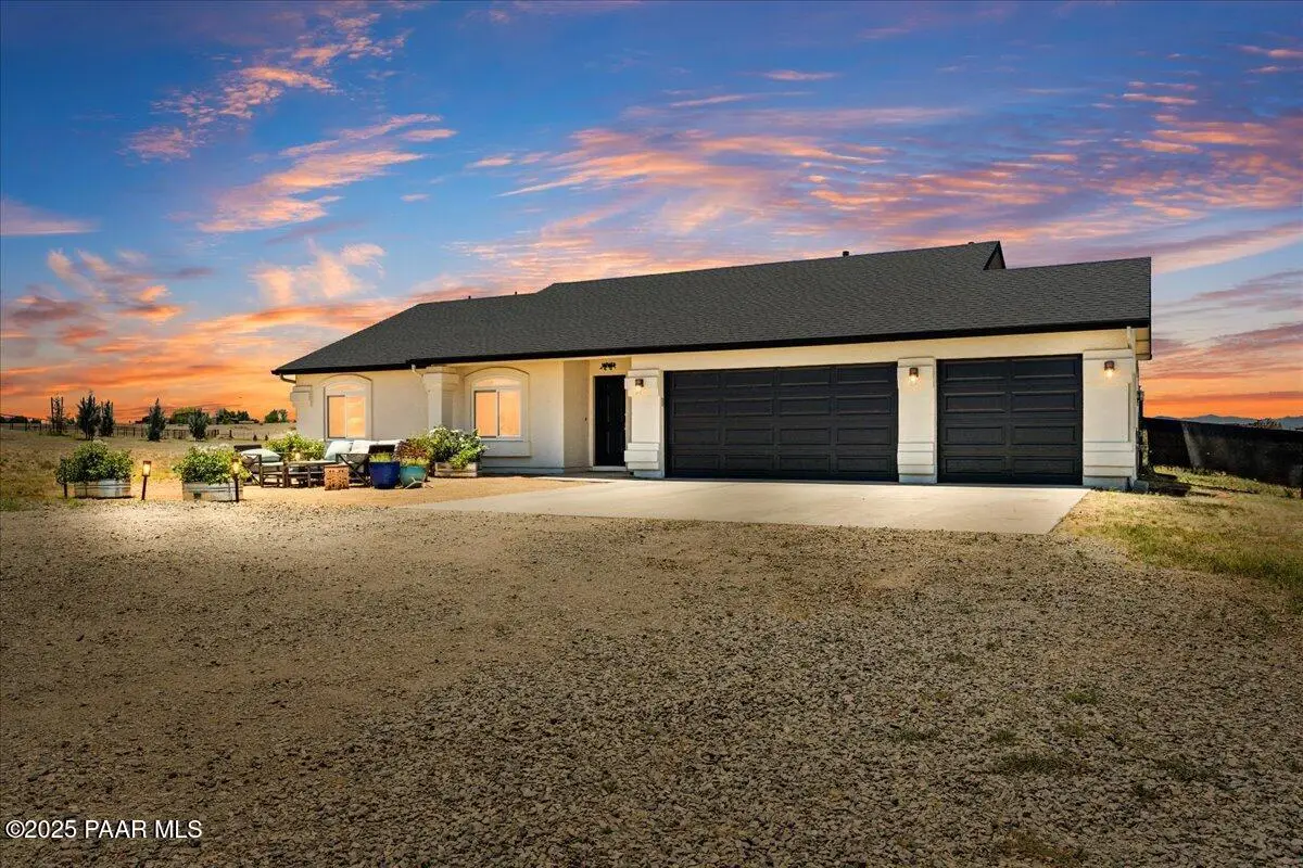 7675 E Lizzy Lane, Prescott Valley, AZ 86315 - Image #1