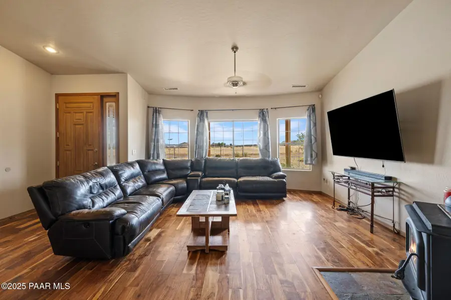 8183 N Blessing Lane, Prescott Valley, AZ 86315 - Image #2