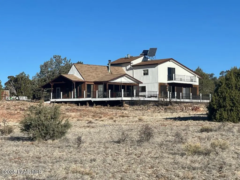 61744 Jackpot Ranch Road, Seligman, AZ 86337 - Image #1