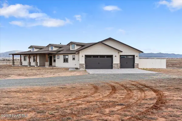 6911 E Camden Lane, Prescott Valley, AZ 86315