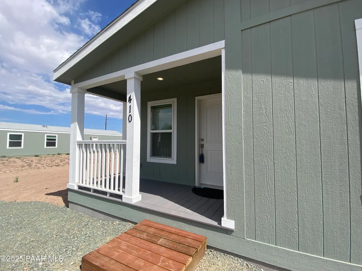 410 W Venice Way, Paulden, AZ 86334 - #1