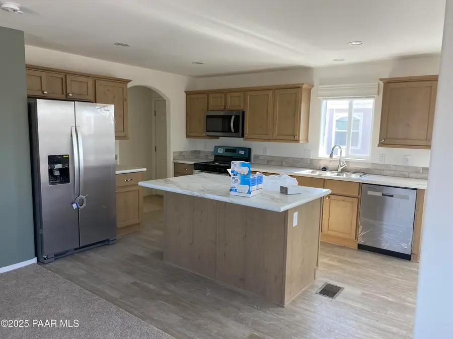 410 W Venice Way, Paulden, AZ 86334 - #3