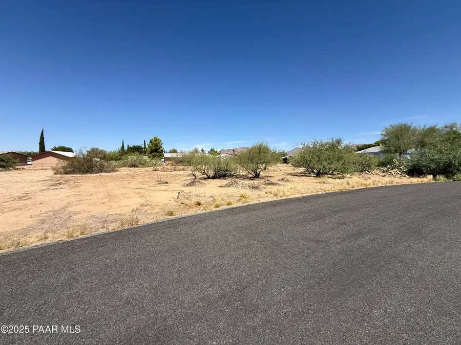 23830 W Bullard Circle, Congress, AZ 85332 - Image #2