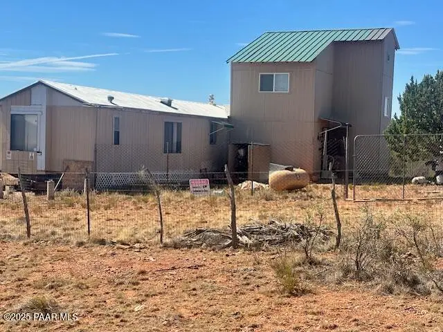 58558 N Shadow Mountain Parkway, Seligman, AZ 86337 - Image #3