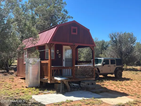 224 E2 Rocky Rd, Ash Fork, AZ 86320