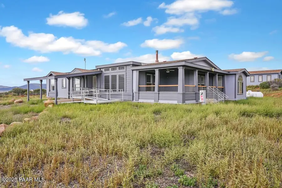 670 N Old Coach Trail, Dewey, AZ 86327 - Image #2