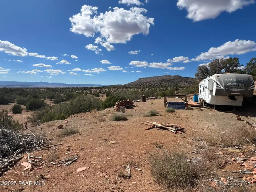 296 Quartz Hill Road, Ash Fork, AZ 86320 - Image #3