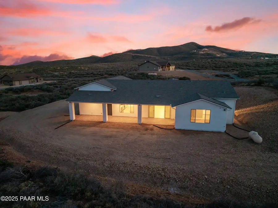 15900 E Lone Fox Trail, Dewey, AZ 86327 - Image #3