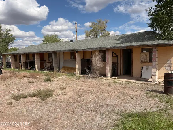54251 N 3rd Avenue, Seligman, AZ 86337