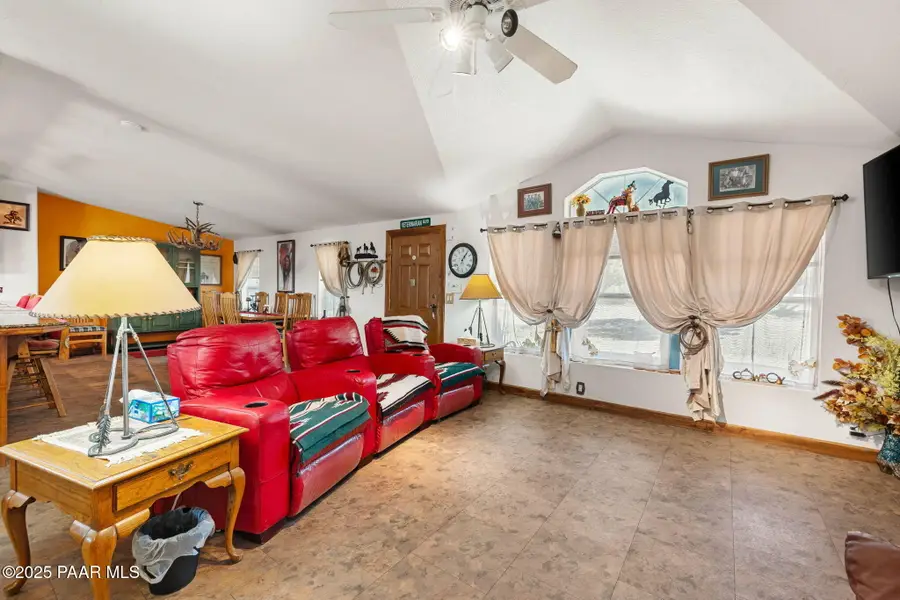 743 W Barbara Rd #5, Paulden, AZ 86334 - Image #3