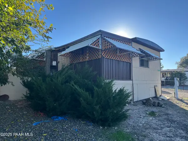 20765 E Larry Lane, Mayer, AZ 86333