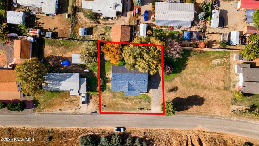 18278 S Henley Avenue, Peeples Valley, AZ 86332 - Image #2