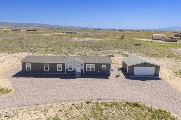 26827 N Chicory Way, Paulden, AZ 86334