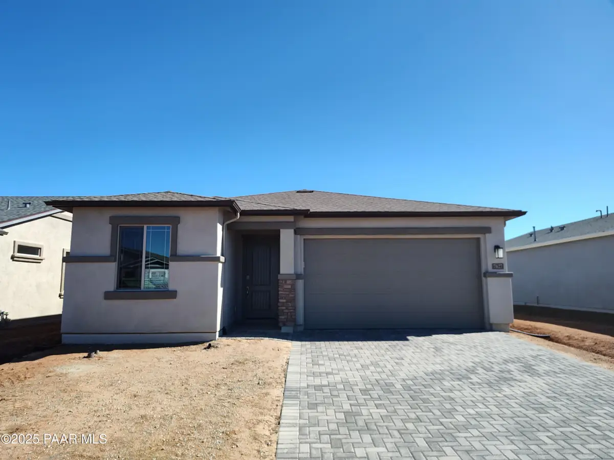 8886 N Pacific Park Drive, Prescott Valley, AZ 86315 - Image #1