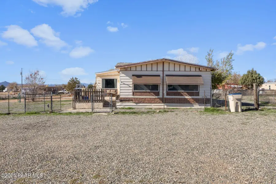 25350 N Enid Drive, Paulden, AZ 86334 - Image #2