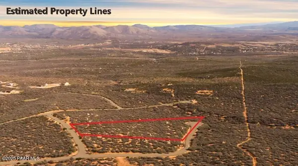 402e E Raider Way, Dewey-Humboldt, AZ 86327