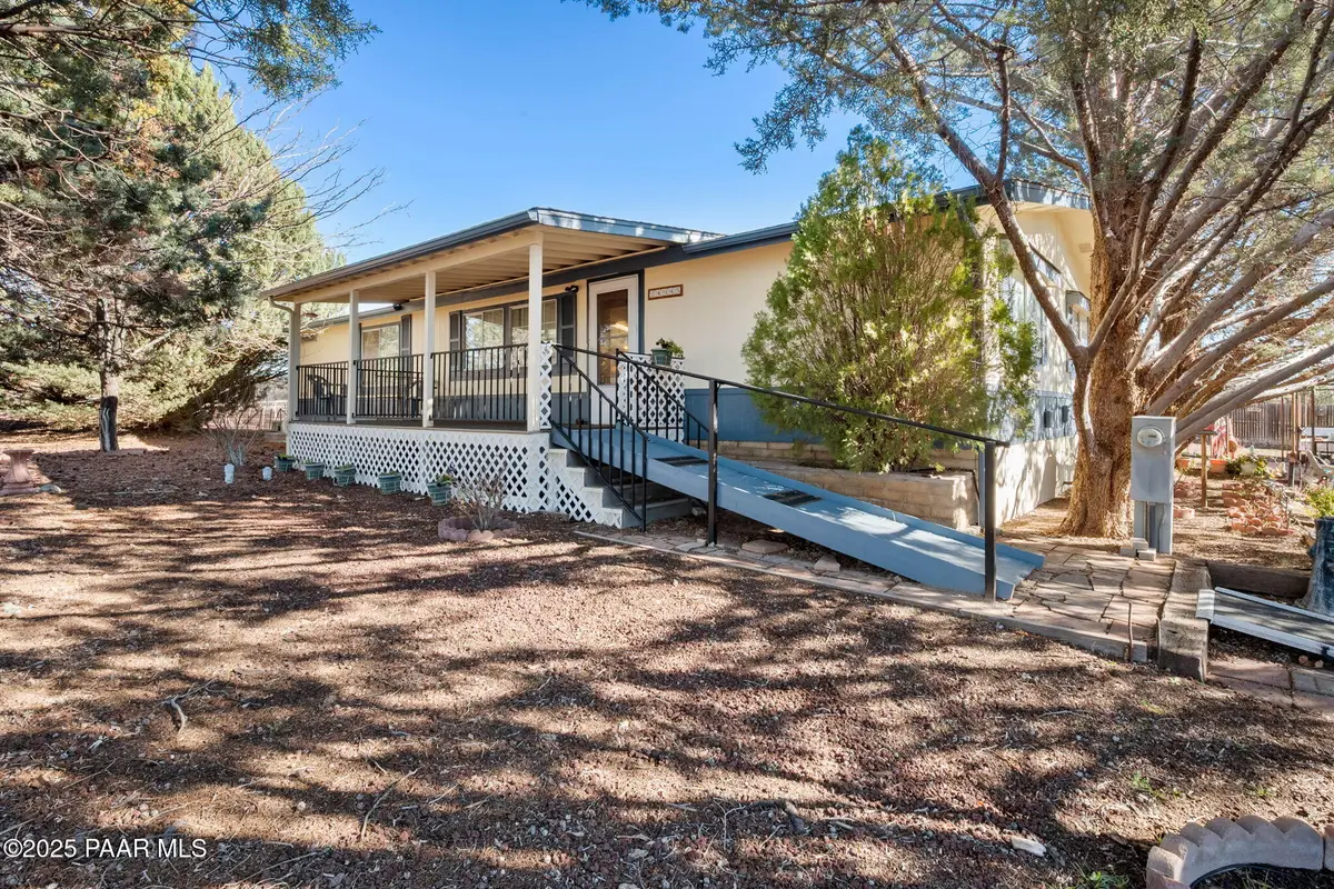 24945 N San Francisco Street, Paulden, AZ 86334 - Image #1