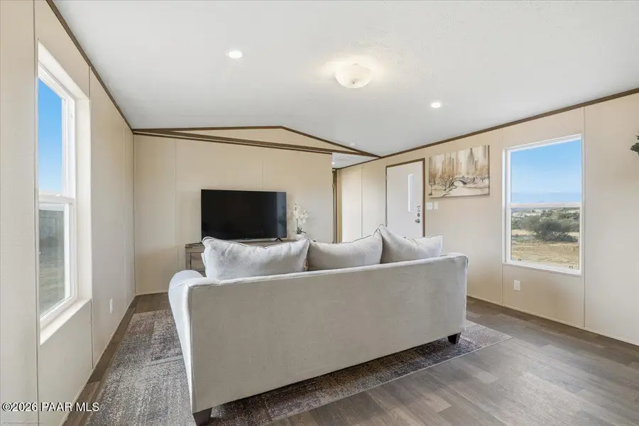 18000 E Quiet Valley Drive, Dewey Humboldt, AZ 86327 - Image #3