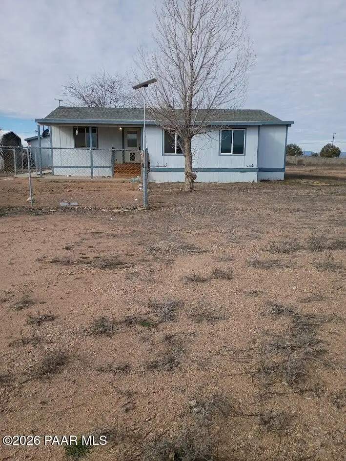 2050 W Curtis Ranch Road, Paulden, AZ 86334 - Image #1