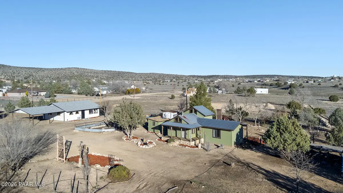 685 W Iris Road, Paulden, AZ 86334 - Image #1