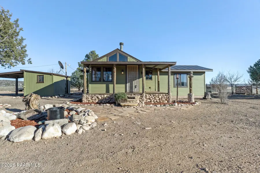 685 W Iris Road, Paulden, AZ 86334 - Image #3