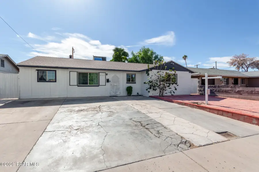 8151 W Clarendon Avenue, Phoenix, AZ 85033 - Image #2