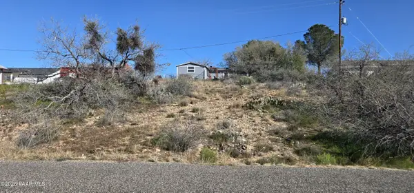 20628 E Deer Valley Lane, Mayer, AZ 86333