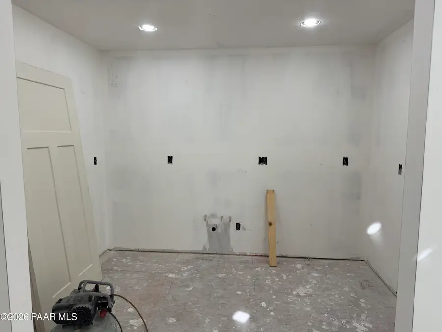 324 N Mount Vernon Avenue, Prescott, AZ 86301 - #3