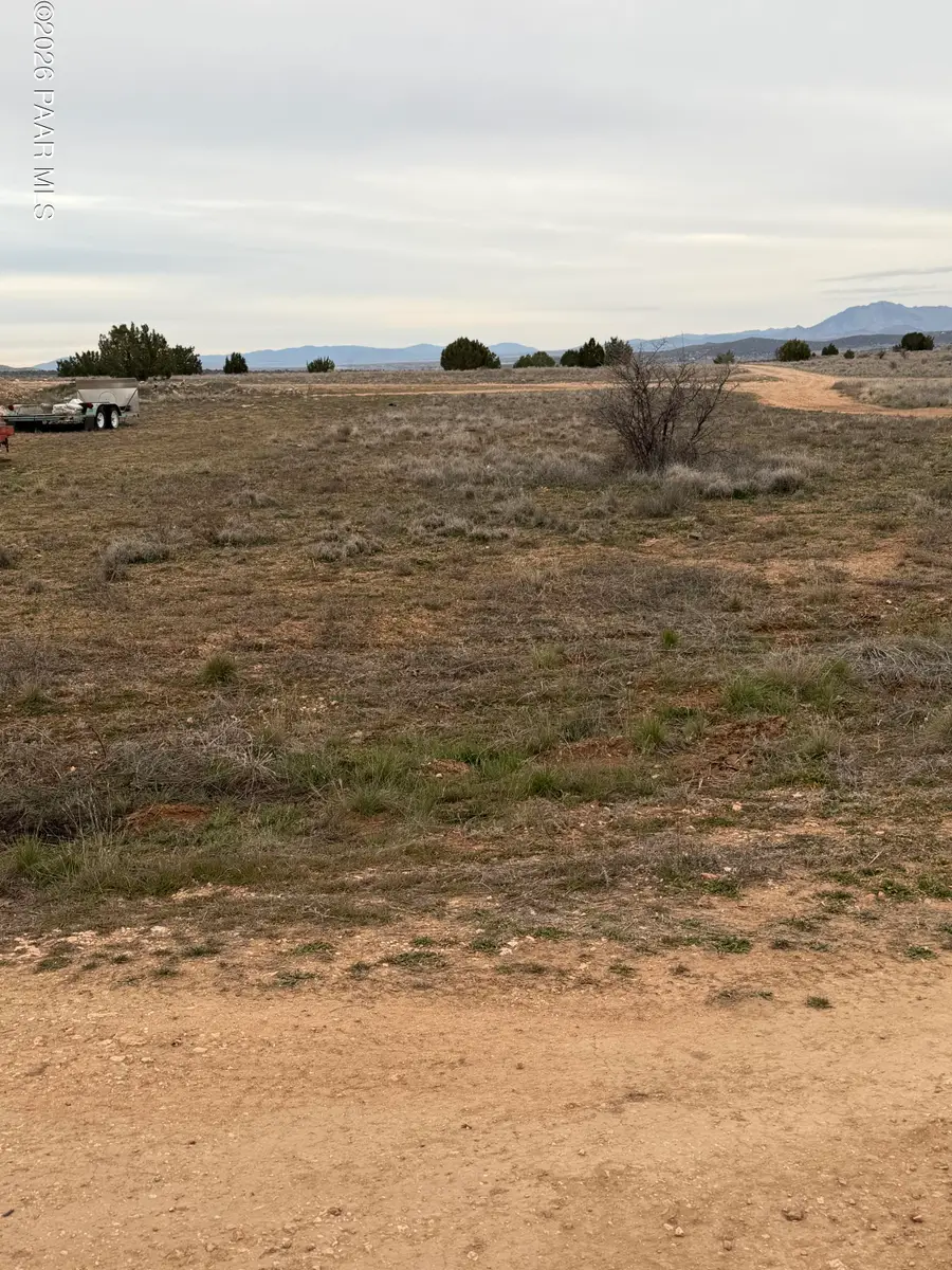 317 E Ahonen Road, Paulden, AZ 86334 - #2