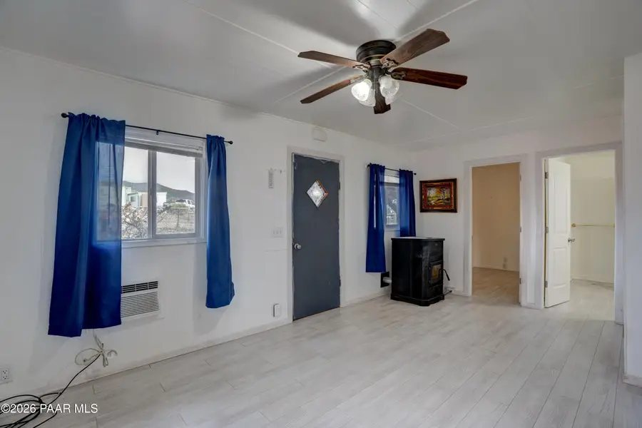 9040 S Magby Drive, Wilhoit, AZ 86332 - #3