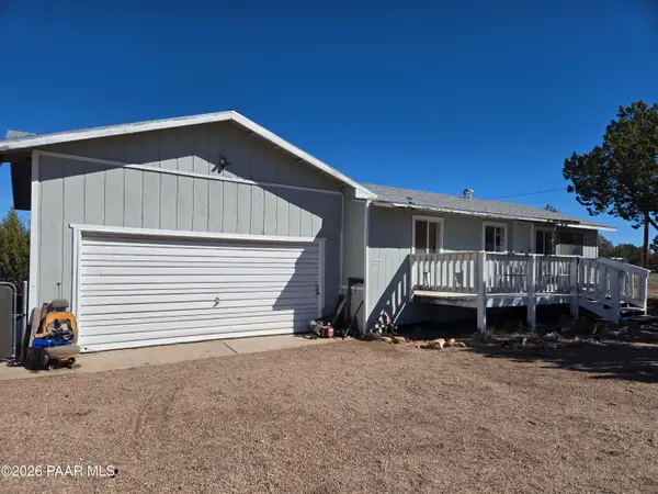 53910 N Granada Circle, Seligman, AZ 86337