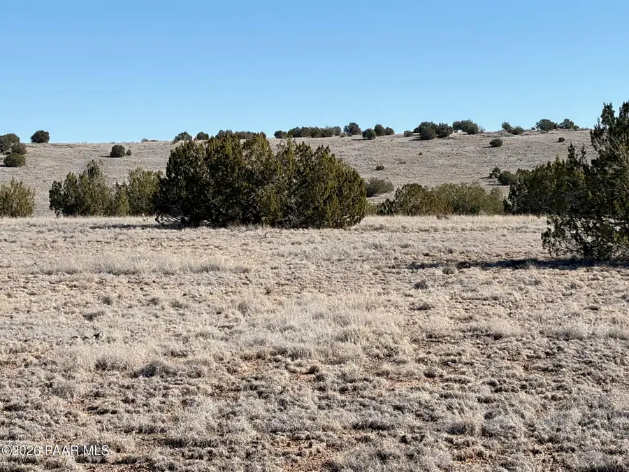 522 N Deer Camp Trail, Seligman, AZ 86337 - #2