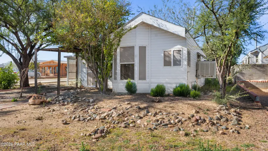 21312 W Shalako Lane, Congress, AZ 85332 - #2