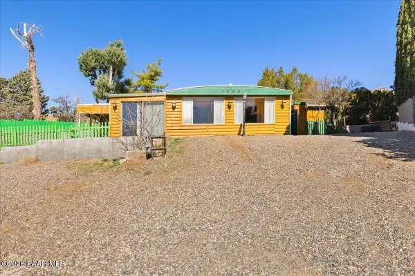 1353 N Albino Trail, Dewey-Humboldt, AZ 86327