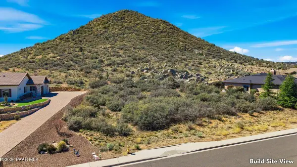 1236 N Cloud Cliff Pass, Prescott Valley, AZ 86314