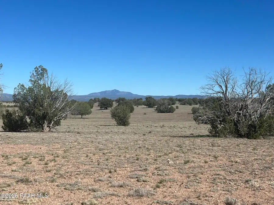 26 Nighthawk Road, Ash Fork, AZ 86320 - #2