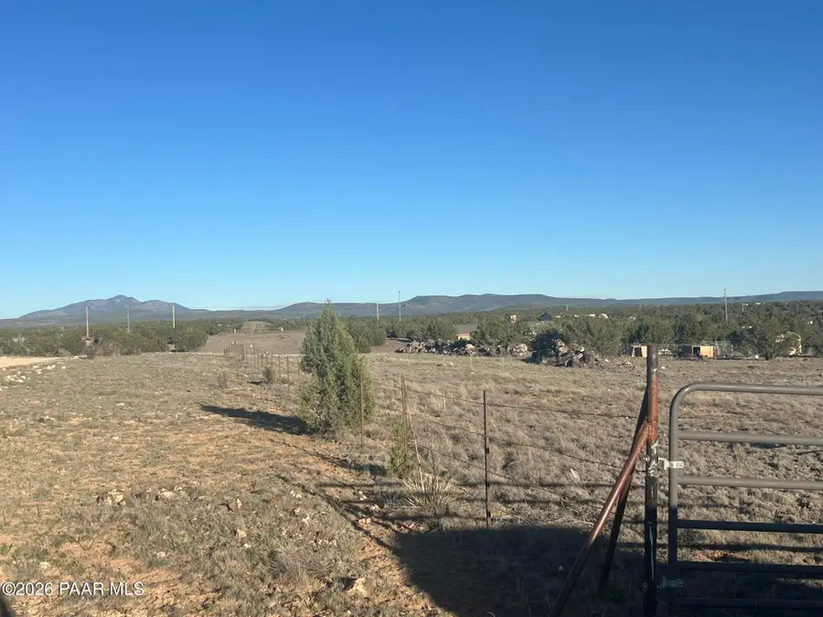 202 Couchman Trail, Ash Fork, AZ 86320 - #2